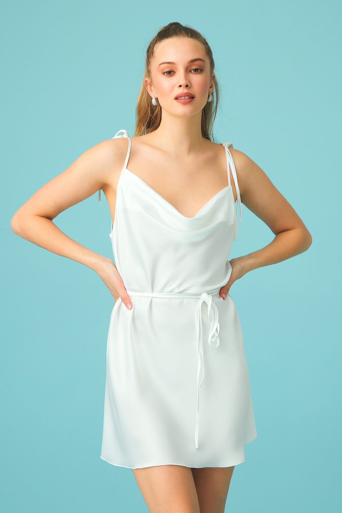 LORENA Beyaz Mini Saten Slip Elbise